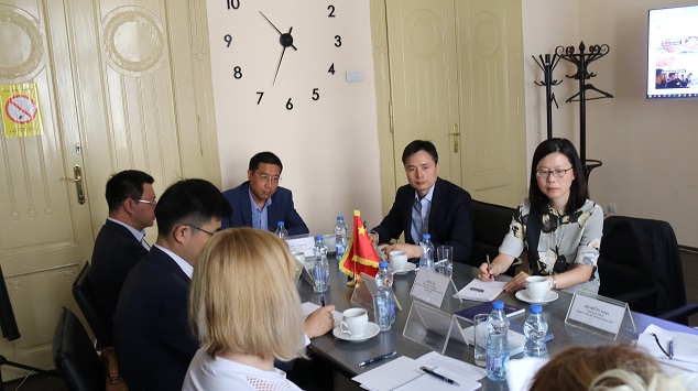 Посета колеге из Института за светску економију и политику Кинеске академија наука